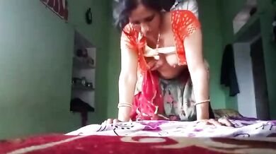 Jawan devar nai village sexy bhabhi ko ghodi banake choda