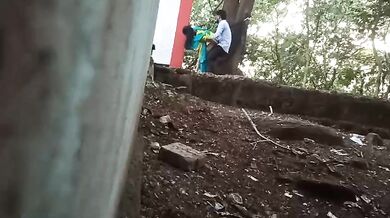 Young college lover ki outdoor chudai ka hidden cam sex