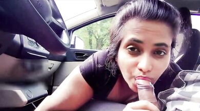 Car ke andar bf ka lund chus maal kha gayi car sex