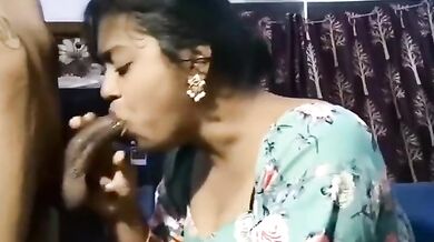 Sexy female employee ke muh ko choda uske boss nai