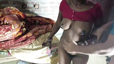 Village bhabhi ko kabhi letake choda to kabhi khade khade