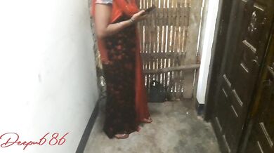 Gaanv ki randi bhabhi ko lund chusaakr choda devar nai