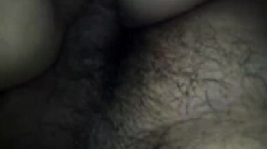 Desi aunty jawan ladke se chudti hui
