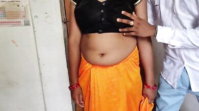 Flat dekhne aai big boobs bhabhi ki chudai
