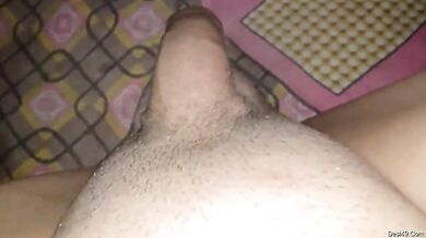 Desi bhabhi jhaant shave kar ke chudi