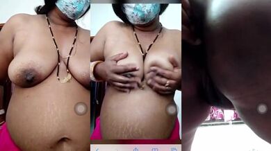 Big boobs wali sexy aunty ne chut aur chuchi par tel laga ke maje kiye