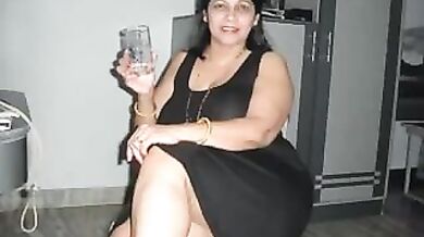 Budhe uncle aunty ka blowjob video