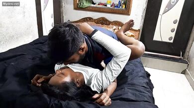 Nokar ne chod diya jawan ladki ko