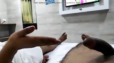 Hot marathi housewife ki hotel me chudai