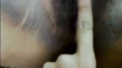 Bhabhi ki hairy chut me mota lund