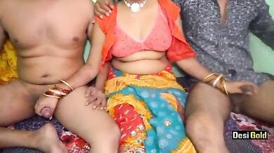 Desi Indian bhabhi ki threesome chudai