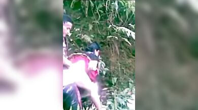 Jungle ke andar desi randi ki chudai
