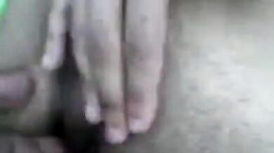 Bhabhi ne khet me apne husband ke dost ka lund liya